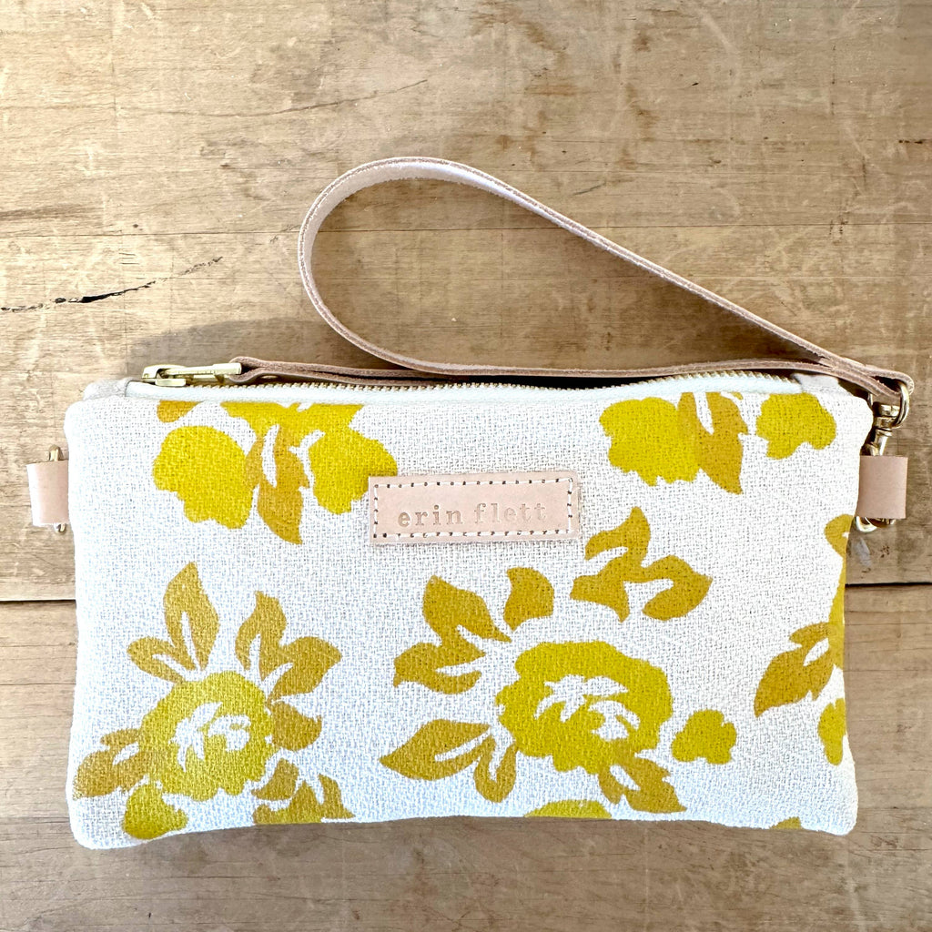 Ellie Wristlet – Helen Rose: Blue